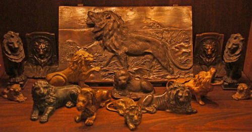 Leonine Collection 08